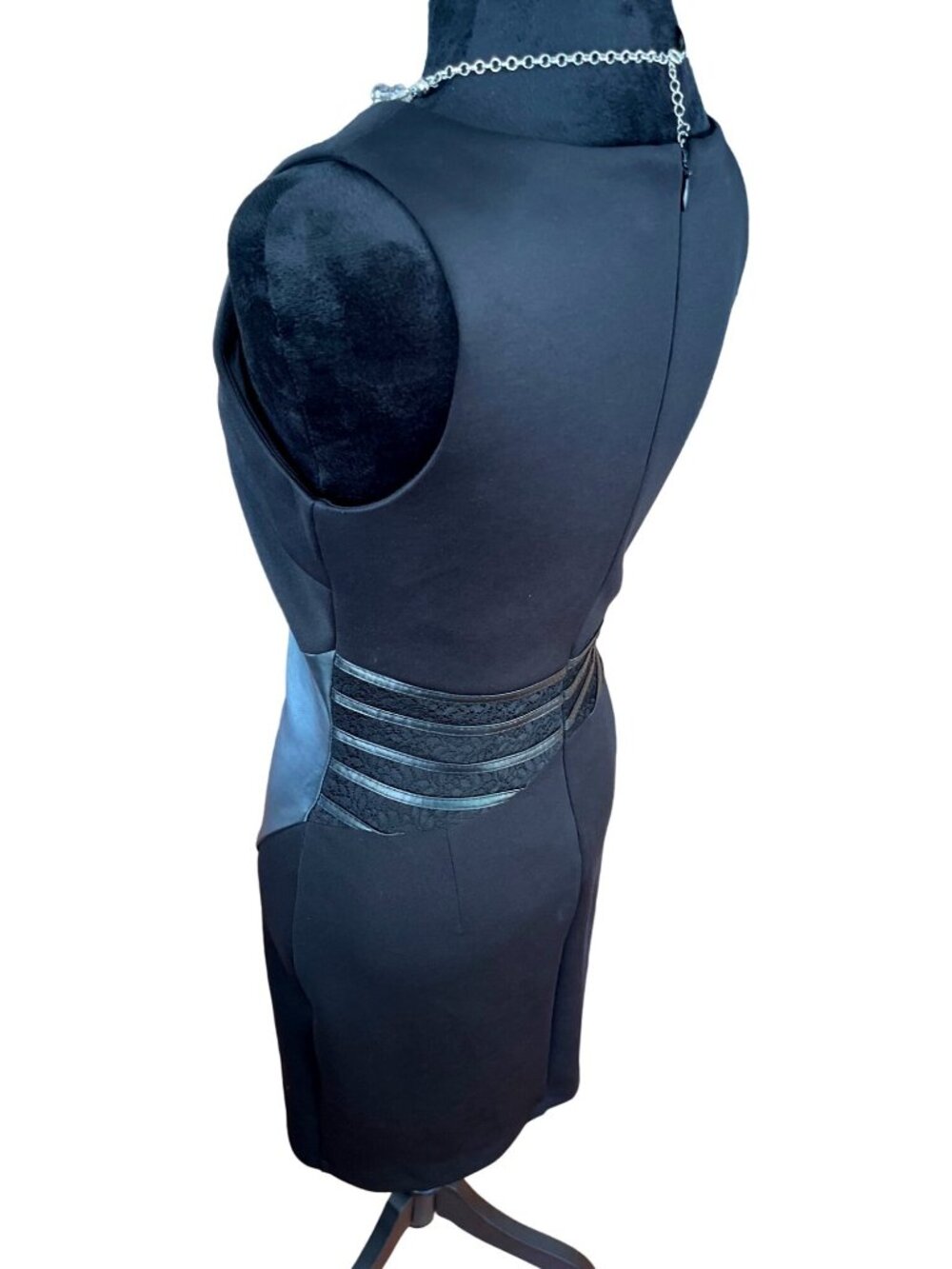 GUESS Black Faux Leather V-Neck Bodycon Dress Size 2 Stretch Mini Party Dress - Picture 11 of 12